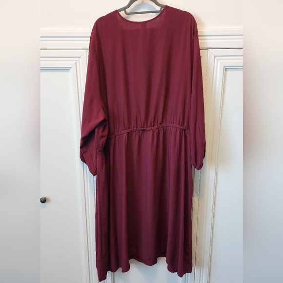 NWT- Old Navy V-Neck Burgundy Long Sleeve Dress - Picture 3 of 5